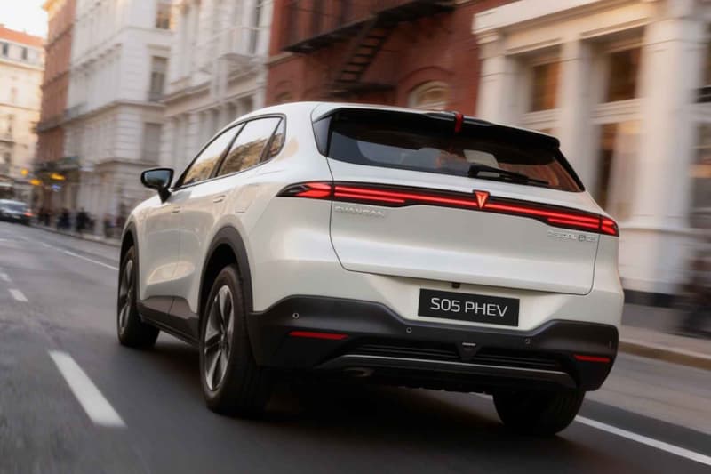 S05_20PHEV_20Rear_201-3-2 (1)